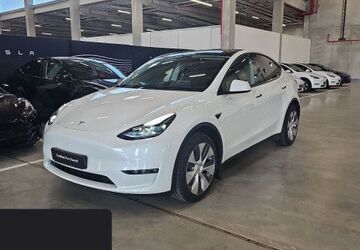 Tesla Model Y 43.316 km 40.300 &euro; Hanau 63457