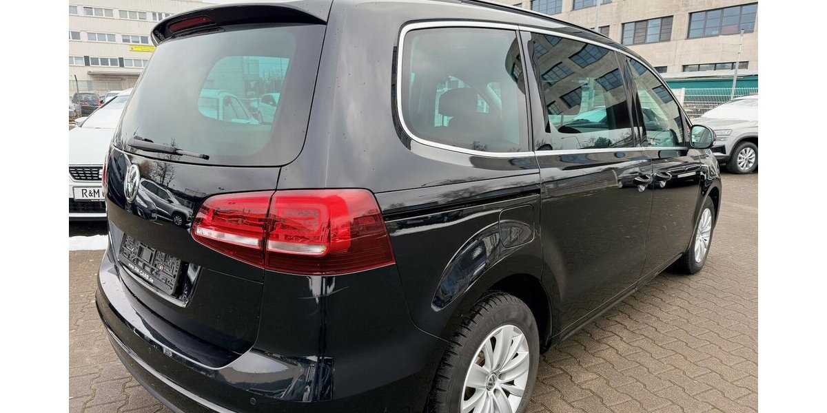 VW Sharan 1.4 TSI Comfortline 7Sitze/Navi/Scheckh 95.100 km 17.999 &euro; Frankfurt 60386