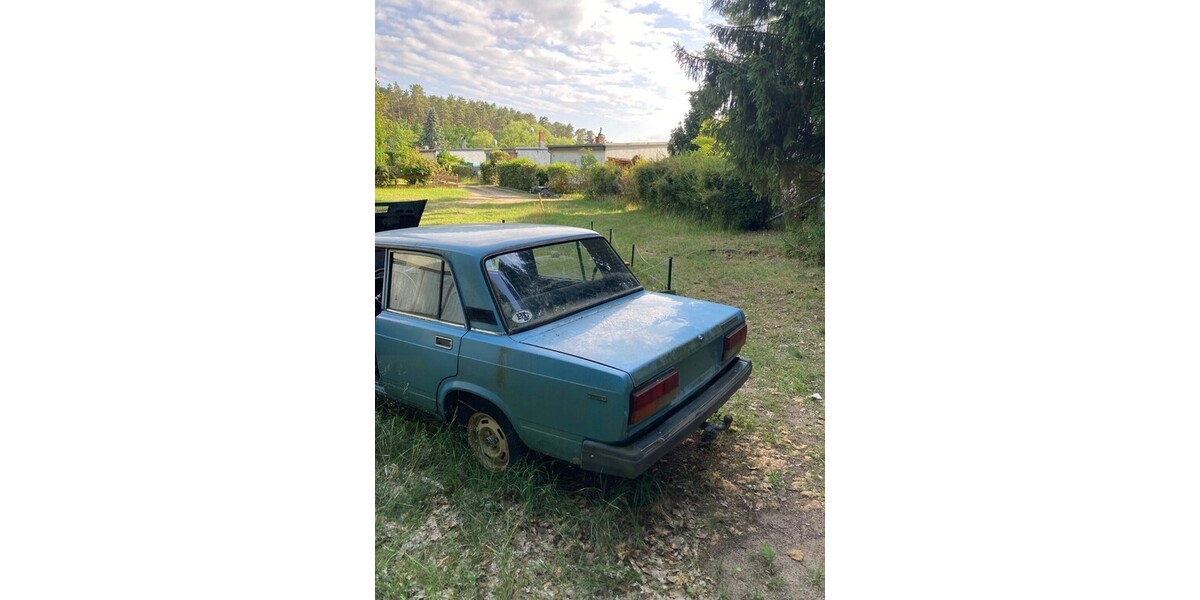 Lada 2107 63.000 km 1.800 &euro; Godendorfer Papiermühle 