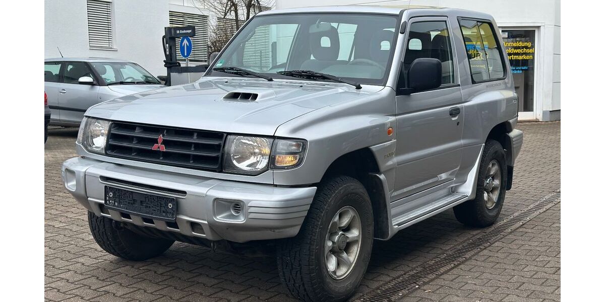 Mitsubishi Pajero 162.409 km 5.999 &euro; Kernen im Remstal 71394
