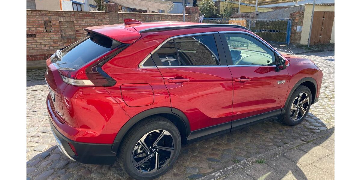 Mitsubishi Eclipse Cross 7.600 km 28.600 &euro; Anklam 17389
