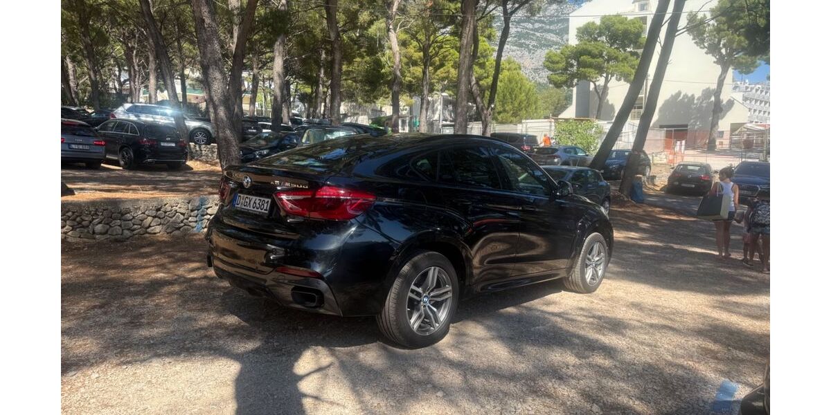 BMW X6 M50 119.000 km 37.000 &euro; Düsseldorf 40477
