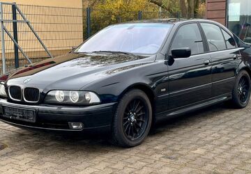 BMW 523 238.108 km 2.999 &euro; Blankenfelde-Mahlow 15827