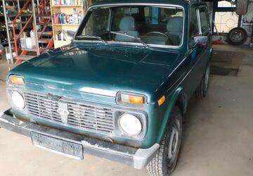 Lada Niva 94.000 km 3.300 &euro; Arnstadt / OT Dornheim 99310