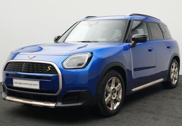Mini Countryman SE (Cooper) 15.290 km 39.990 &euro; 