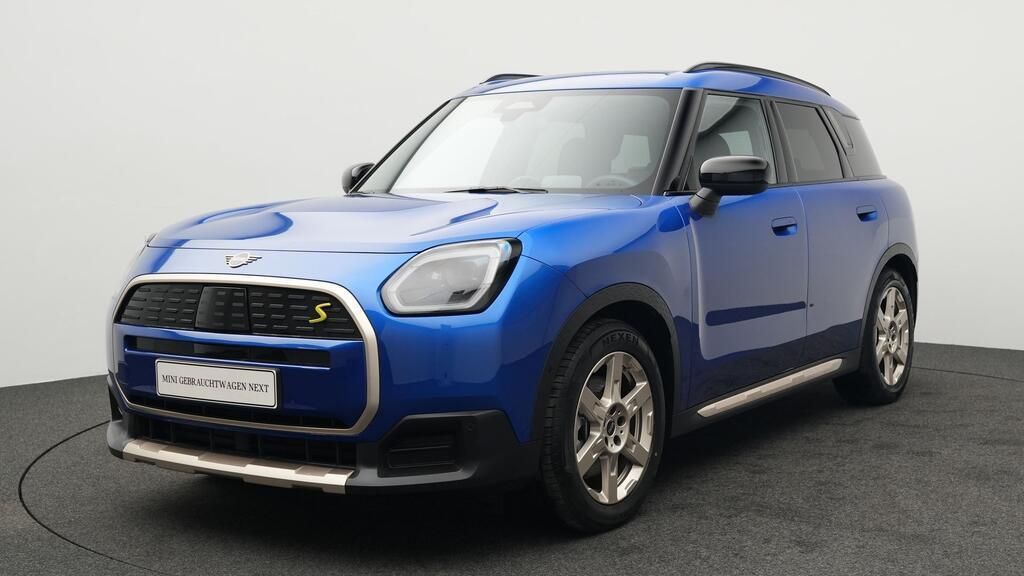 Mini Countryman SE (Cooper) 15.290 km 39.990 &euro; 
