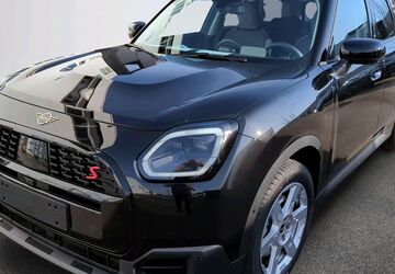 Mini Countryman S (Cooper) 2.020 km 43.560 &euro; 