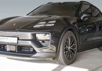 Porsche Macan 12.990 km 83.970 &euro; Frankfurt 60314