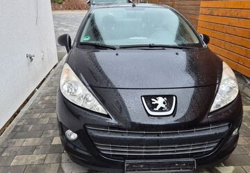 Peugeot 207 114.250 km 2.100 &euro; Langgöns 35428