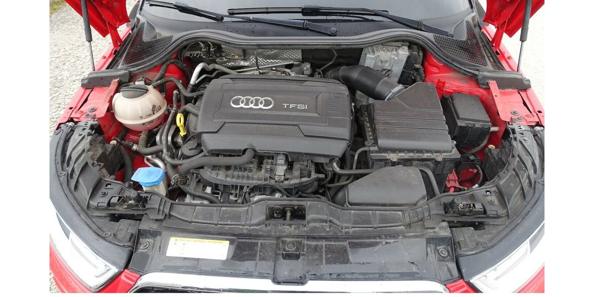Audi A1 sport 1,8TFSI Bi-Xenon S-tronic S-line PDC 8xAl 154.000 km 15.950 &euro; Neumarkt/OPf 92318