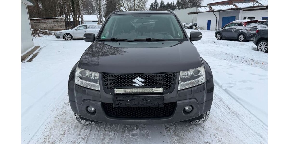 Suzuki Grand Vitara 202.000 km 9.900 &euro; Celle 29223