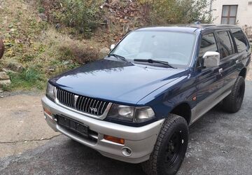 Mitsubishi Pajero 203.000 km 9.999 &euro; Netzschkau 08491