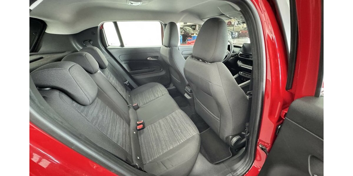 Jeep Avenger Elektro 1.Hand Longitude 54 kWh Navi 26.600 km 19.980 &euro; Lich 35423