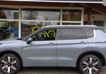 Mitsubishi Outlander 2.000 km 54.900 &euro; Bernau 79872