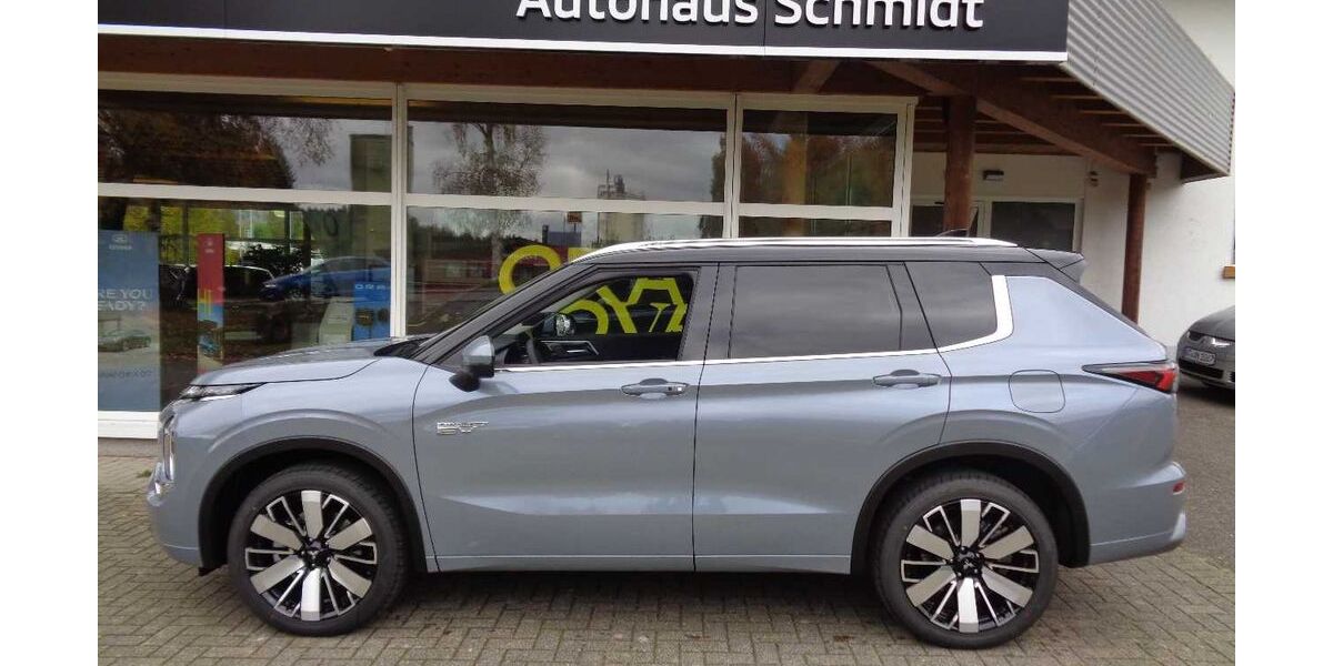 Mitsubishi Outlander 5.000 km 51.900 &euro; Bernau 79872