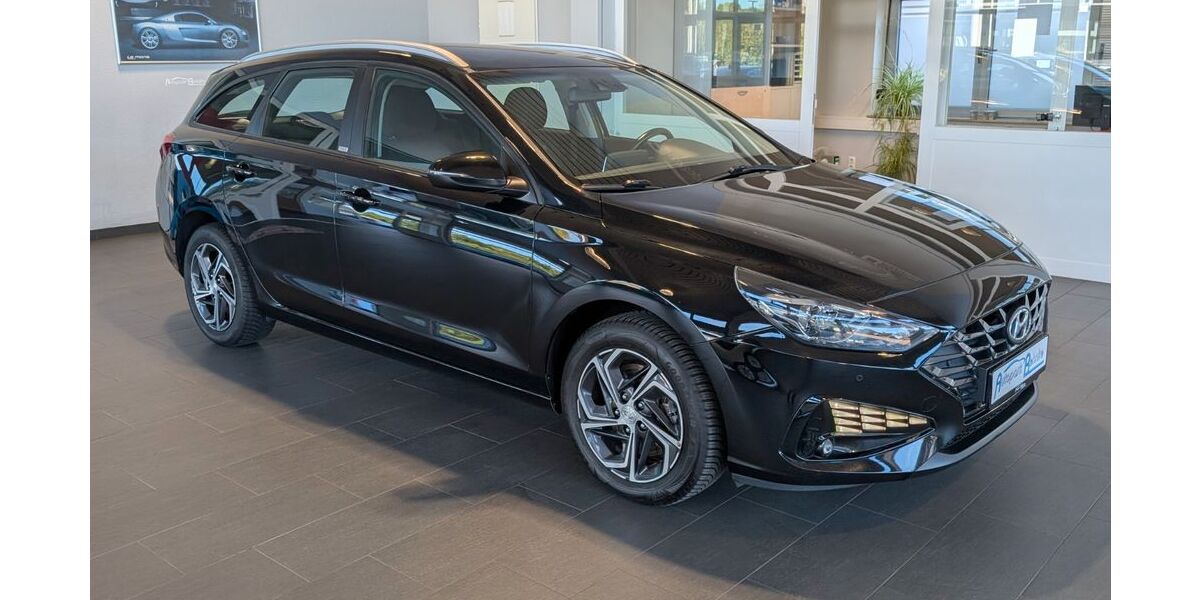 Hyundai i30 77.626 km 17.950 &euro; Achim Bierden 28832