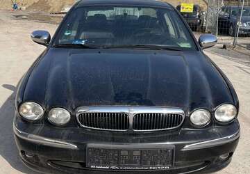 Jaguar X-Type 193.000 km 1.500 &euro; Stuttgart 70376