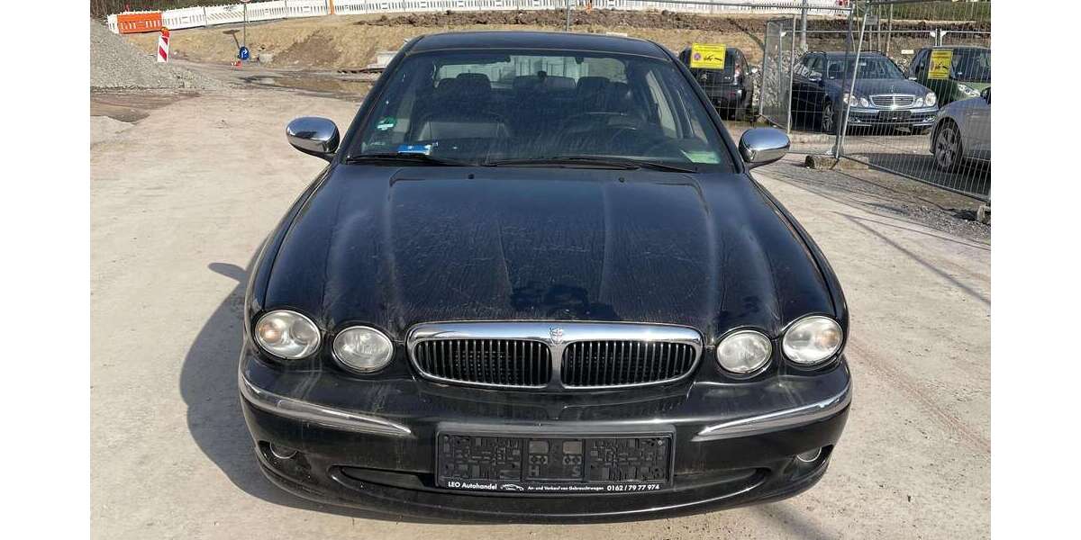 Jaguar X-Type 193.000 km 1.500 &euro; Stuttgart 70376