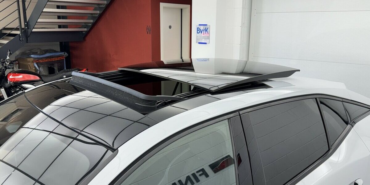 Peugeot 408 GT 130 PureTech EAT8 Focal Panodach 32.000 km 24.370 &euro; Lich 35423