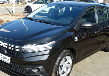 Dacia Sandero 2.550 km 15.699 &euro; Oberviechtach 92526