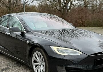 Tesla Model S 272.000 km 18.700 &euro; Alzenau 63755