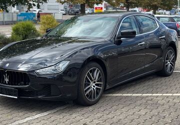 Maserati Ghibli 79.000 km 30.990 &euro; Östringen 76684
