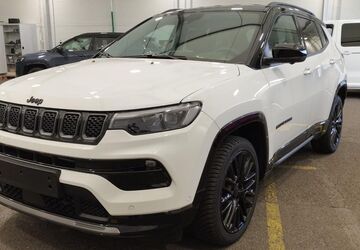 Jeep Compass 26.053 km 23.990 &euro; Staßfurt (Sachsen-Anhalt) 39418