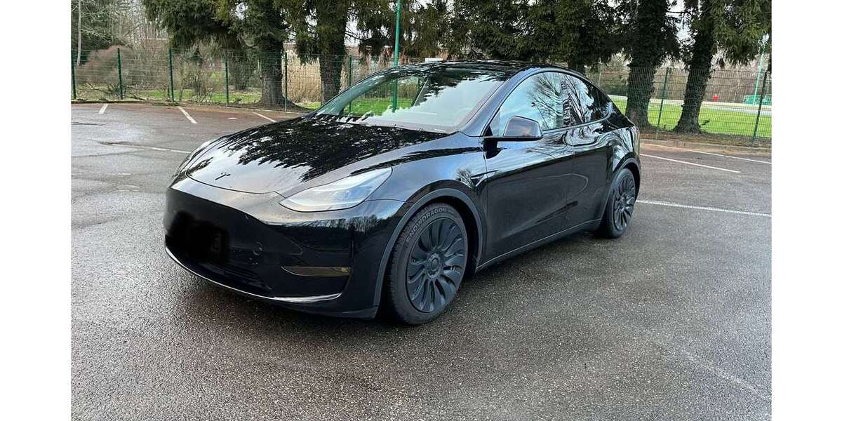 Tesla Model Y 46.500 km 34.500 &euro; Essen 45289