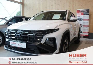 Hyundai TUCSON 2.500 km 33.960 &euro; Bruckmühl 83052
