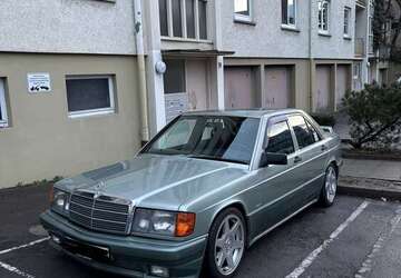 Mercedes-Benz 190 136.900 km 16.000 &euro; Stuttgart 70191