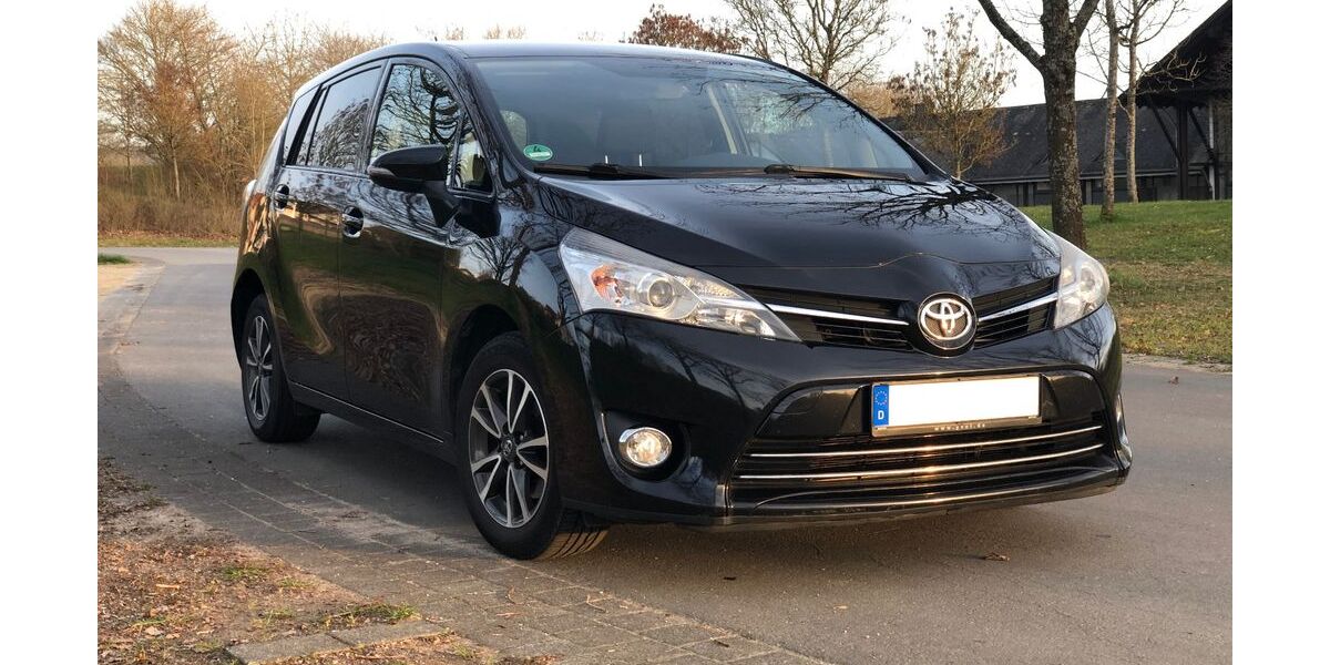 Toyota Verso 109.000 km 9.000 &euro; Meckenheim 53340