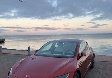 Tesla Model 3 28.934 km 41.200 &euro; Hannover 30629