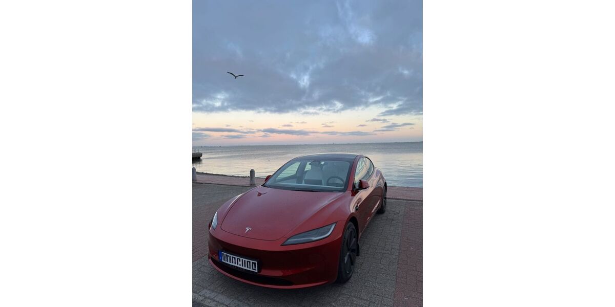 Tesla Model 3 28.934 km 41.200 &euro; Hannover 30629