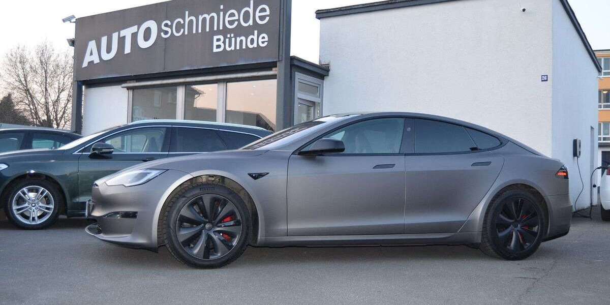 Tesla Model S 81.400 km 71.900 &euro; Bünde 32257