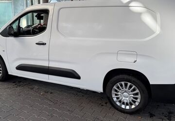 Toyota Proace City 121.000 km 12.800 &euro; Trechtingshausen 55413