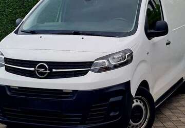 Opel Vivaro 100.000 km 15.999 &euro; Bad Lippspringen 33175