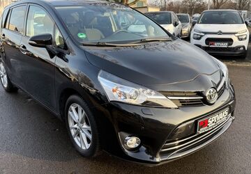 Toyota Verso 126.000 km 10.999 &euro; Hannover 30179