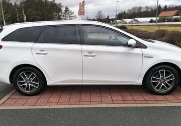 Toyota Auris 107.896 km 13.000 &euro; Nürnberg 90482
