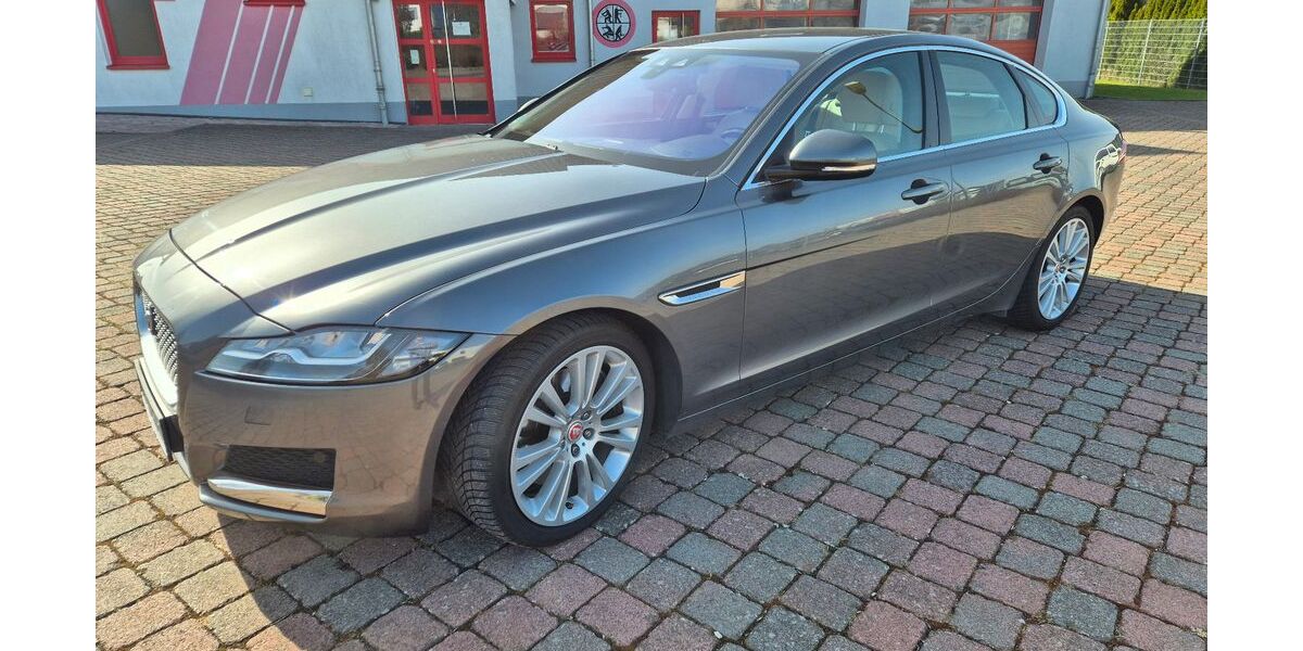 Jaguar XF 150.000 km 15.800 &euro; Eichenzell 36124
