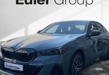 BMW i5 29.524 km 63.789 &euro; Frankfurt 60314