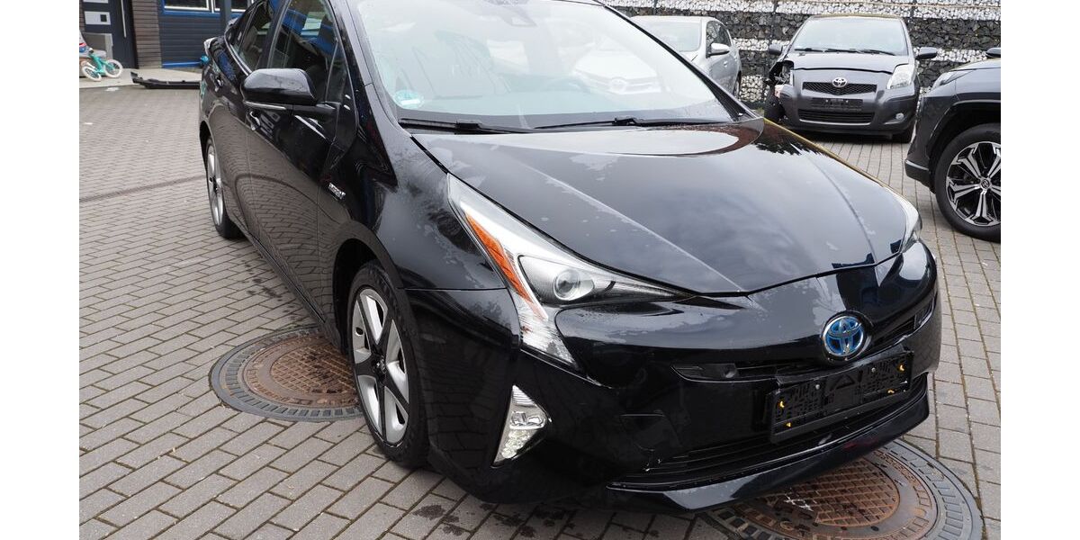 Toyota Prius 118.000 km 9.990 &euro; Idar-Oberstein 55743