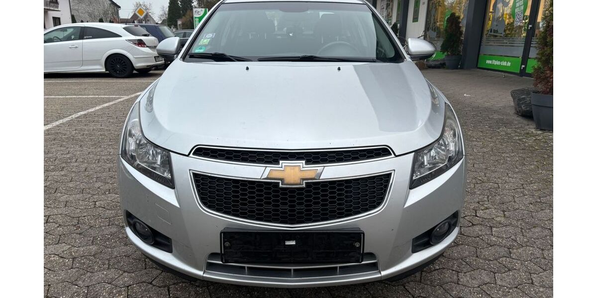 Chevrolet Cruze 150.000 km 2.990 &euro; Nohfelden O.t. Wolfersweiler 66625