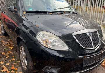 Lancia Ypsilon 110.000 km 2.200 &euro; Krefeld 47807