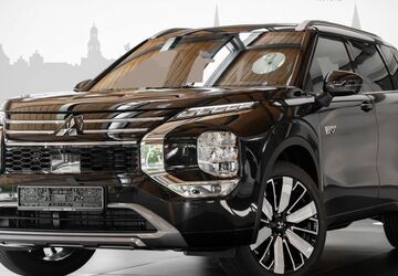 Mitsubishi Outlander 6.500 km 55.790 &euro; Lüneburg 21339