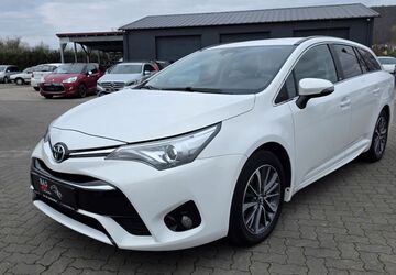 Toyota Avensis 117.900 km 11.650 &euro; Klingenberg 63911
