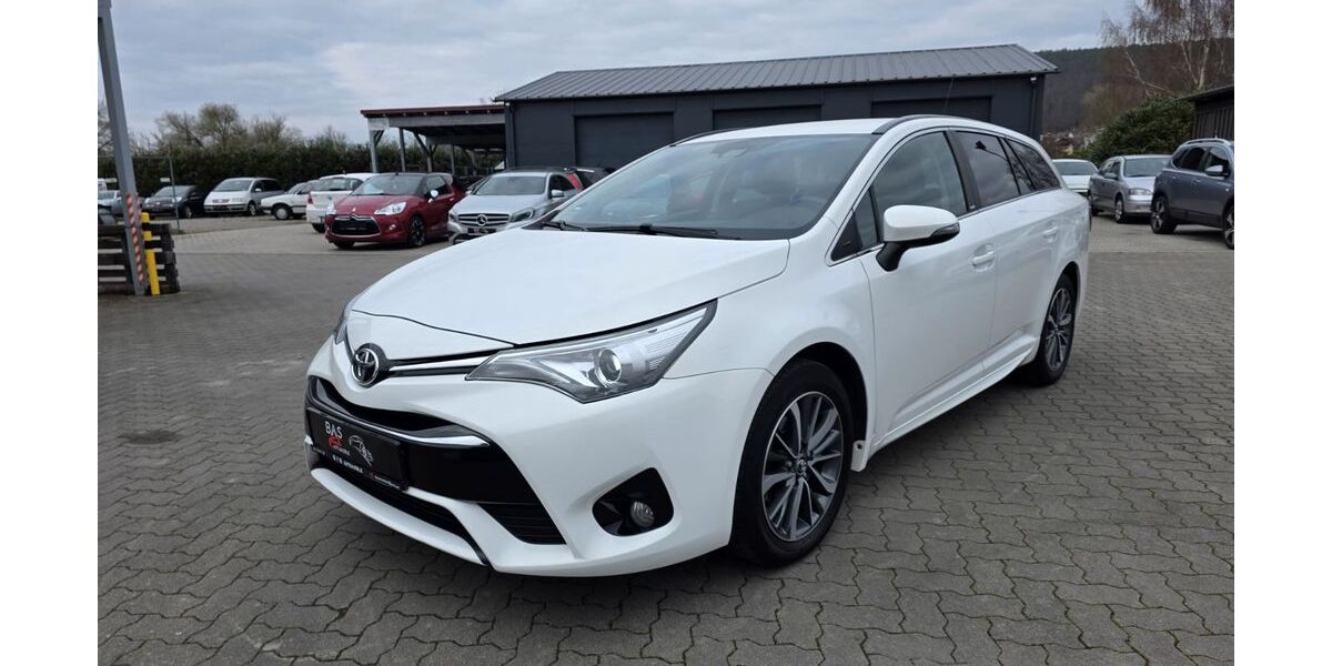 Toyota Avensis 117.900 km 11.650 &euro; Klingenberg 63911