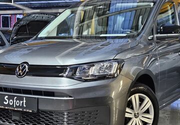 VW Caddy 7.000 km 28.890 &euro; Wallhöfen bei Bremen 27729