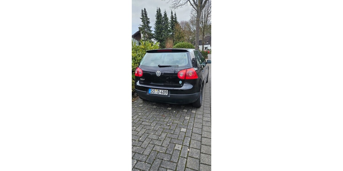 VW Golf V 158.000 km 3.600 &euro; Möhnesee 59519