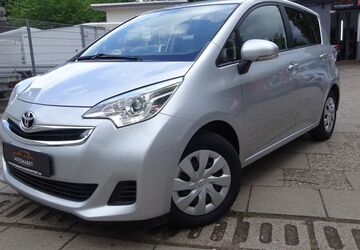 Toyota Verso-S 35.000 km 9.990 &euro; Norderstedt 22848