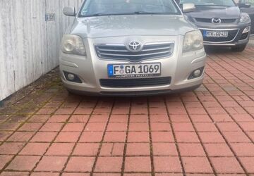 Toyota Avensis 368.000 km 2.000 &euro; Hattersheim am Main 65795